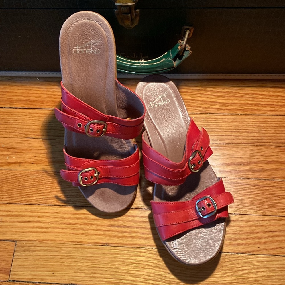 Dansko faux wood wedge leather sandals-offers welcome